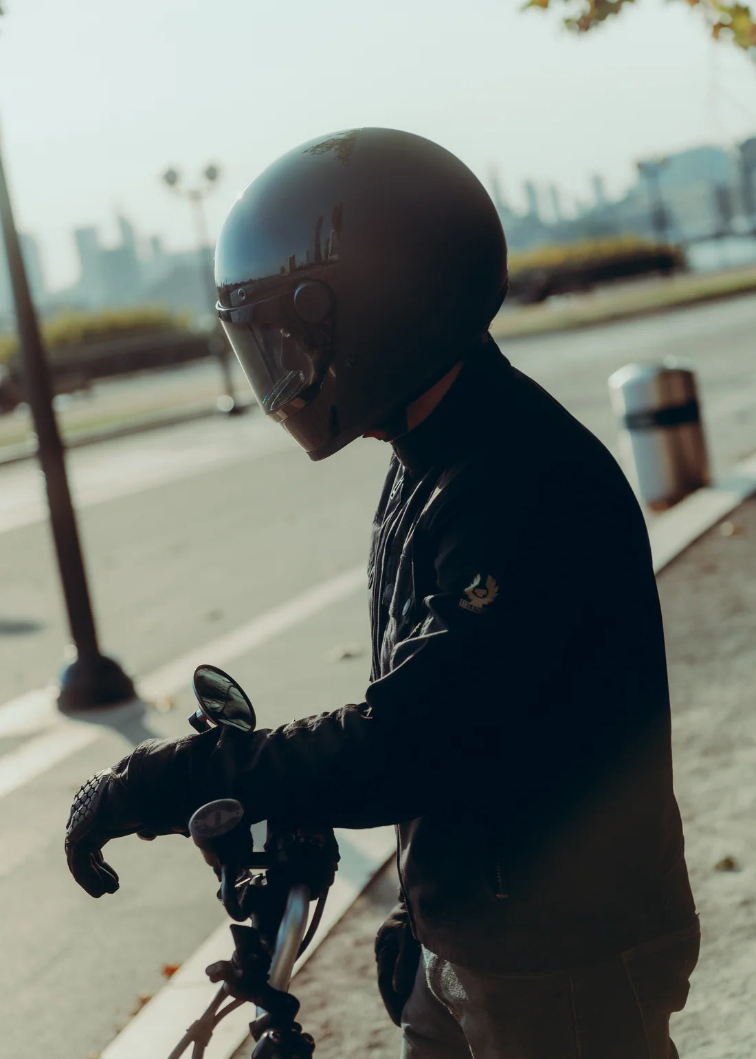 Hedon Heroine Racer Two Face ECE06 Full Face Motorcycle Helmet - Dark Matter - Salt Flats Clothing