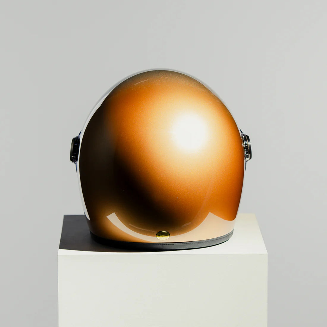 Hedon Heroine Racer 2.0 ECE 22.06 Full Face Motorcycle Helmet - Interstellar - Salt Flats Clothing