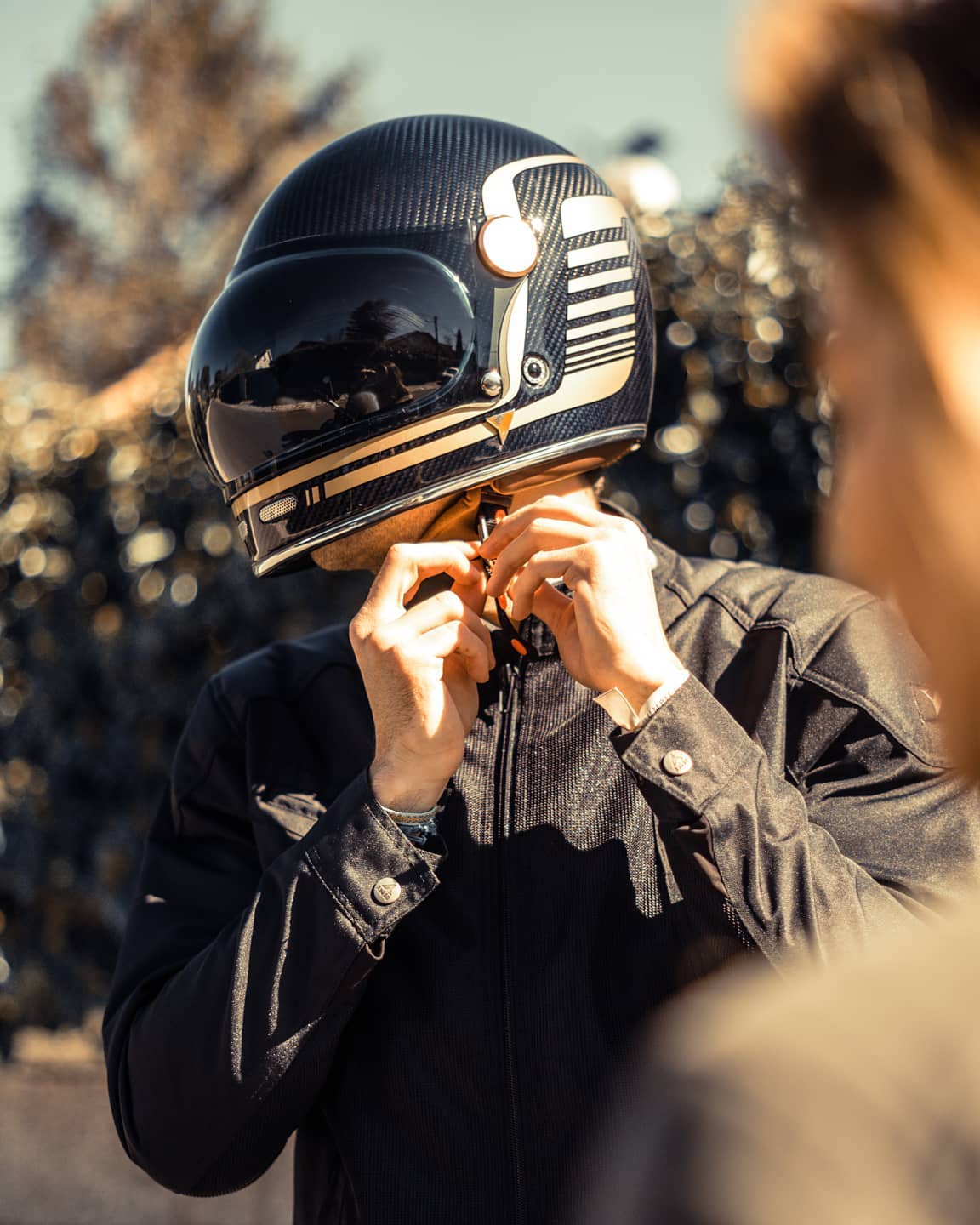 city motorcycle helmet Reflective Solid featuring a fiberglass shell By City Roadster II Carbon