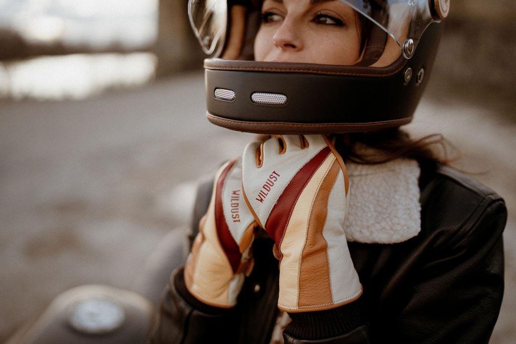 Wildust Sisters 70's Stripes White Gloves - Salt Flats Clothing