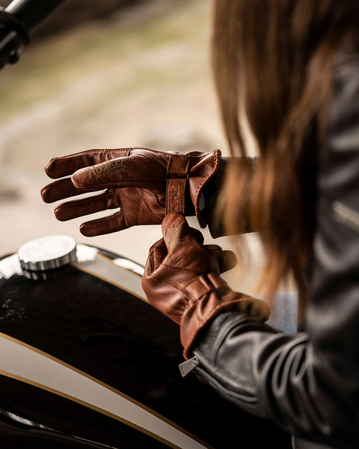 Rokker Glove Tattoo Bird Lady - Cognac - Salt Flats Clothing