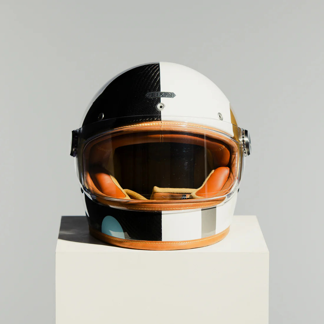 Hedon Heroine Racer 2.0 ECE 22.06 Full Face Motorcycle Helmet - Bauhaus - Salt Flats Clothing