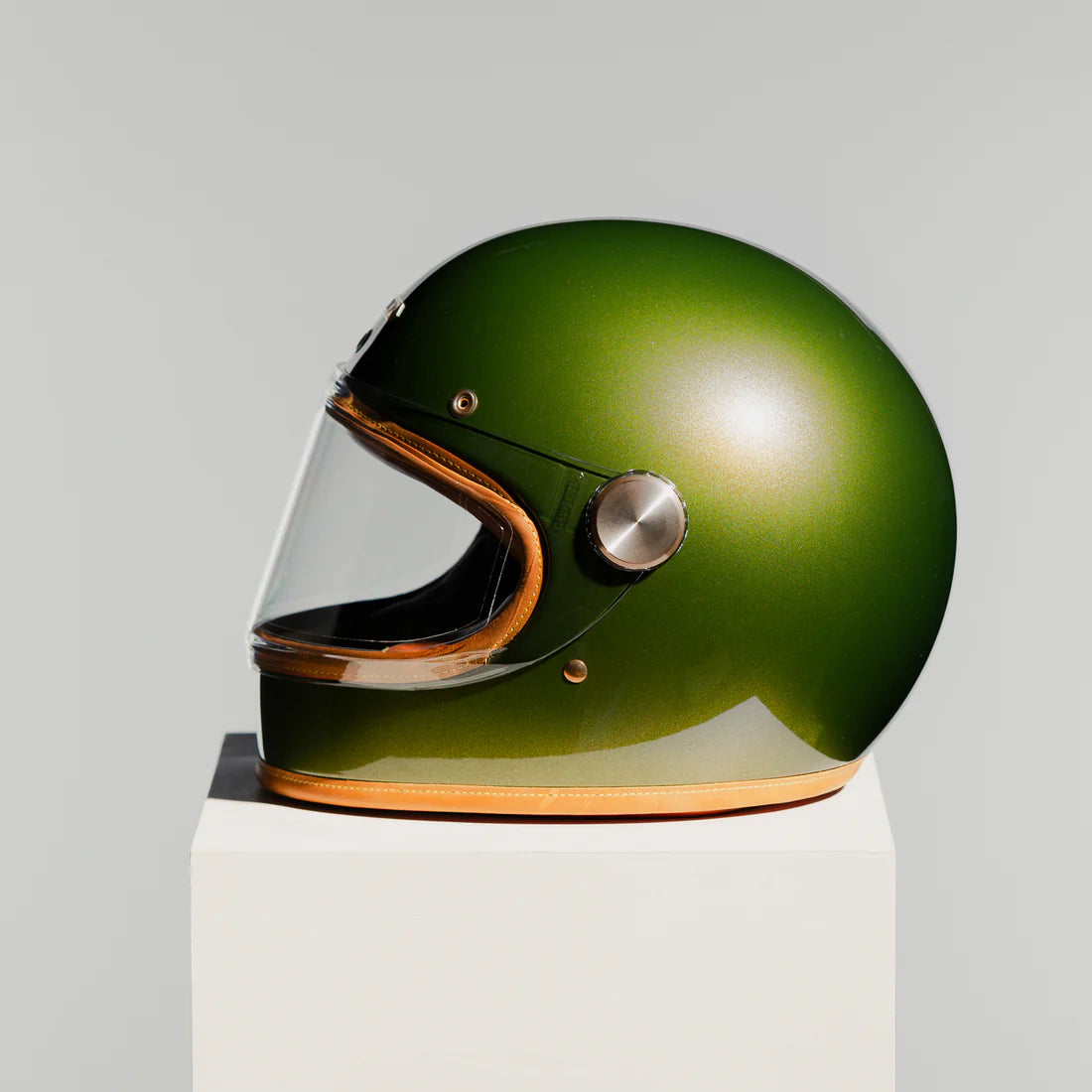 Hedon Heroine Racer 2.0 ECE 22.06 Full Face Motorcycle Helmet - Olivea - Salt Flats Clothing