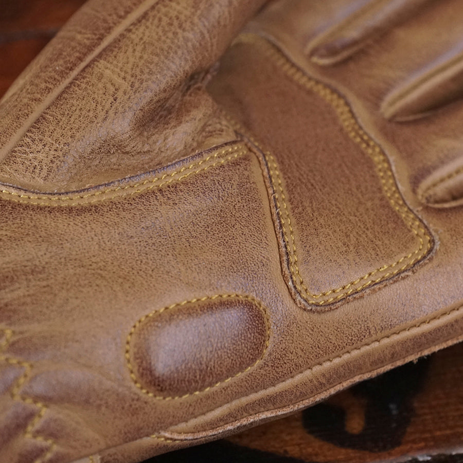 By City Mens Elegant Tan Gloves - Salt Flats Clothing